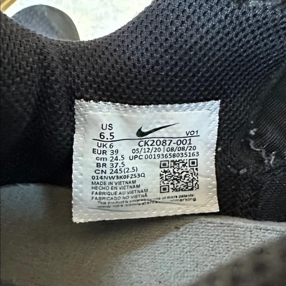 Nike Mamba Fury Snakeskin (Kobe)- Black Smoke Gray 2020.